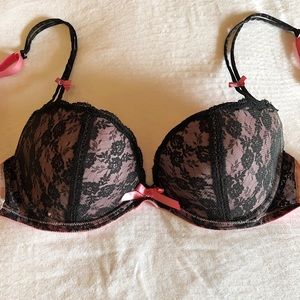 Victoria’s Secret Sexy Little Thing 34D Lace Bra